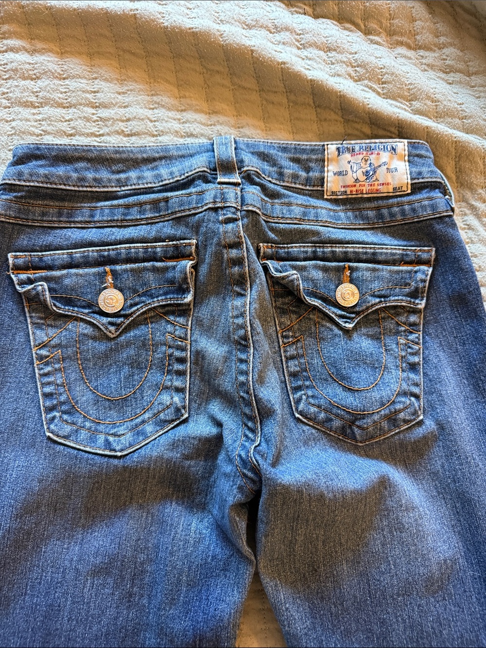True Religion Hi-Rise Legging Jeans with Signature Flap Pockets
